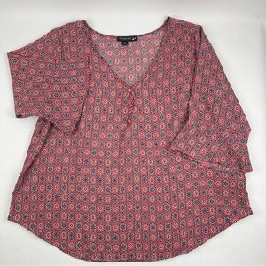 Living Doll Blouse Womens 1X Pink Paisley Vneck Bell Sleeve
